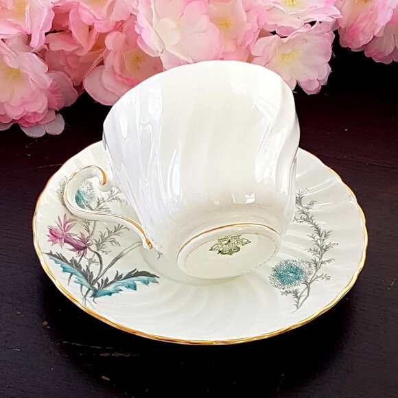 Vintage Aynsley Wayside Bone China Tea Cup & Saucer England - Picture 4 of 7